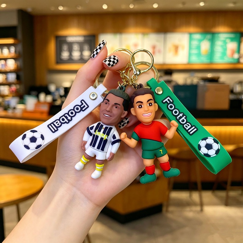 Football Star CR7 Keychain Bac - Car Accessories For Decoration avaliação e preço